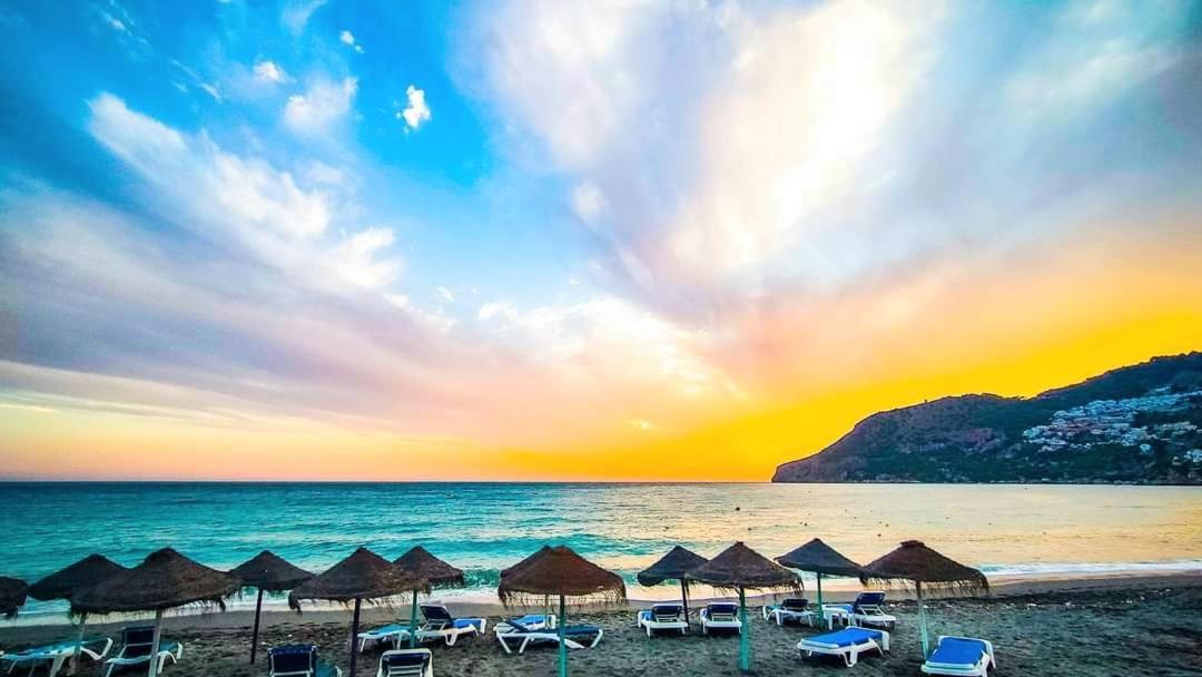 Апартаменты Rosalia Playa San Cristobal Wifi Netflix Альмуньекар Экстерьер фото